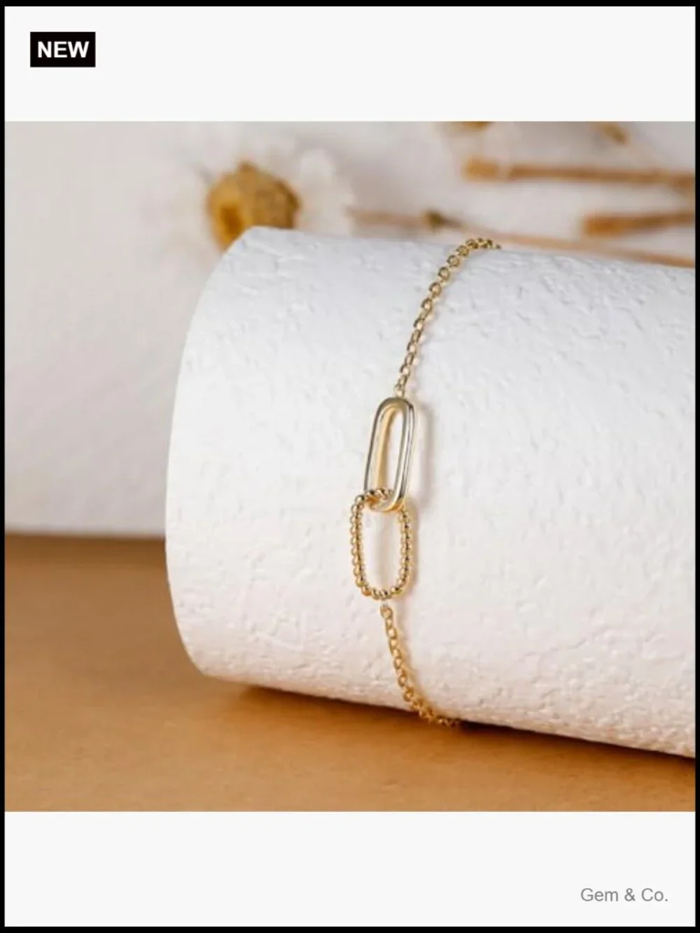 Dainty Four Leaf Clover Charm Bracelets for Women, Hypoallergenic CZ Link Chain